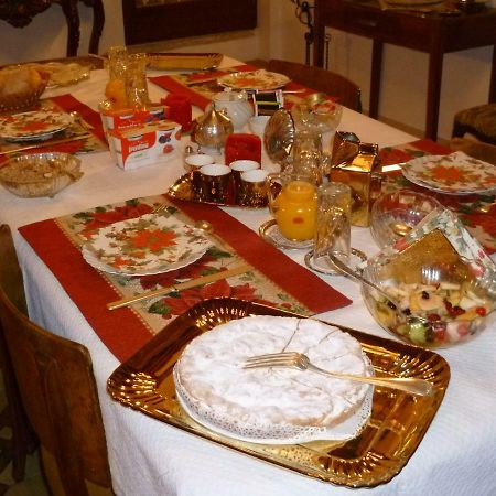 Residenza Carducci Centro Storico Appartement Verona Buitenkant foto