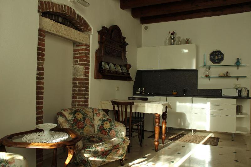 Residenza Carducci Centro Storico Appartement Verona Buitenkant foto