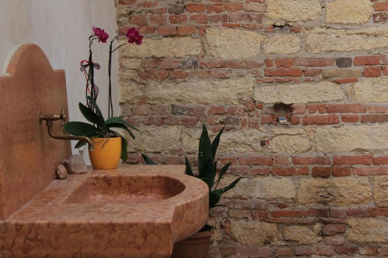 Residenza Carducci Centro Storico Appartement Verona Buitenkant foto