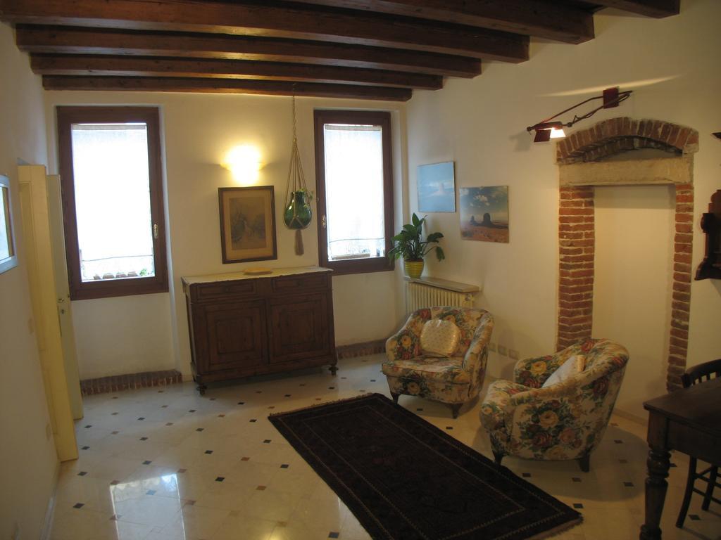 Residenza Carducci Centro Storico Appartement Verona Kamer foto